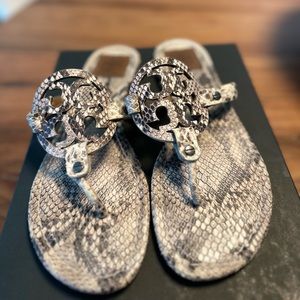 Miller Tory Burch Snake-Print Logo Thong Sandal